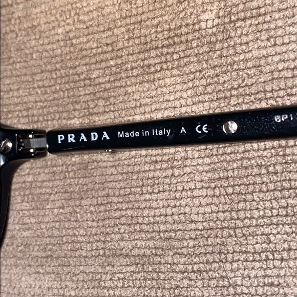 Prada eyeglasses - Picture 4 of 4
